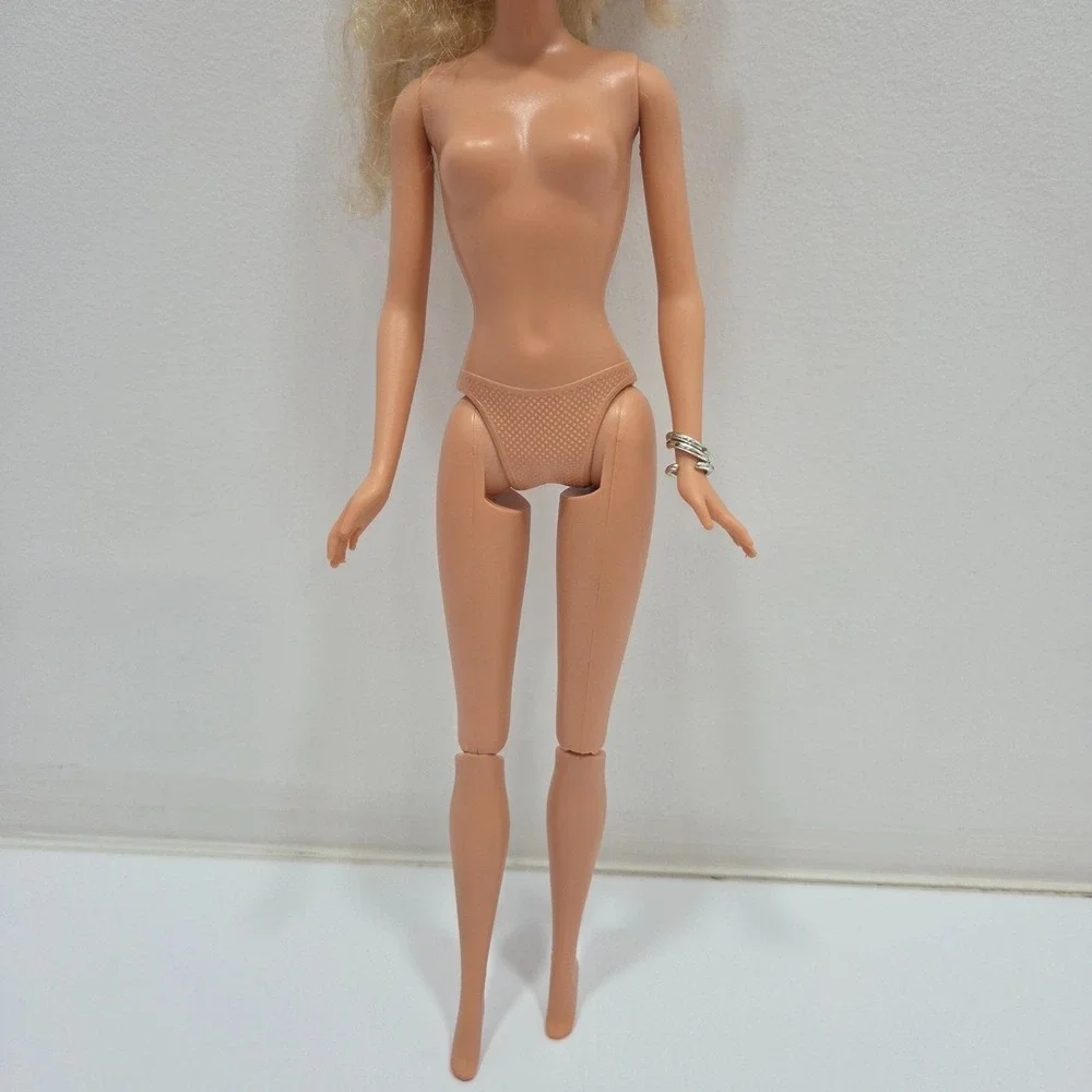 My Scene Night On The Town Barbie Rooted Eyelashes Nude Doll Bracelet & Headband